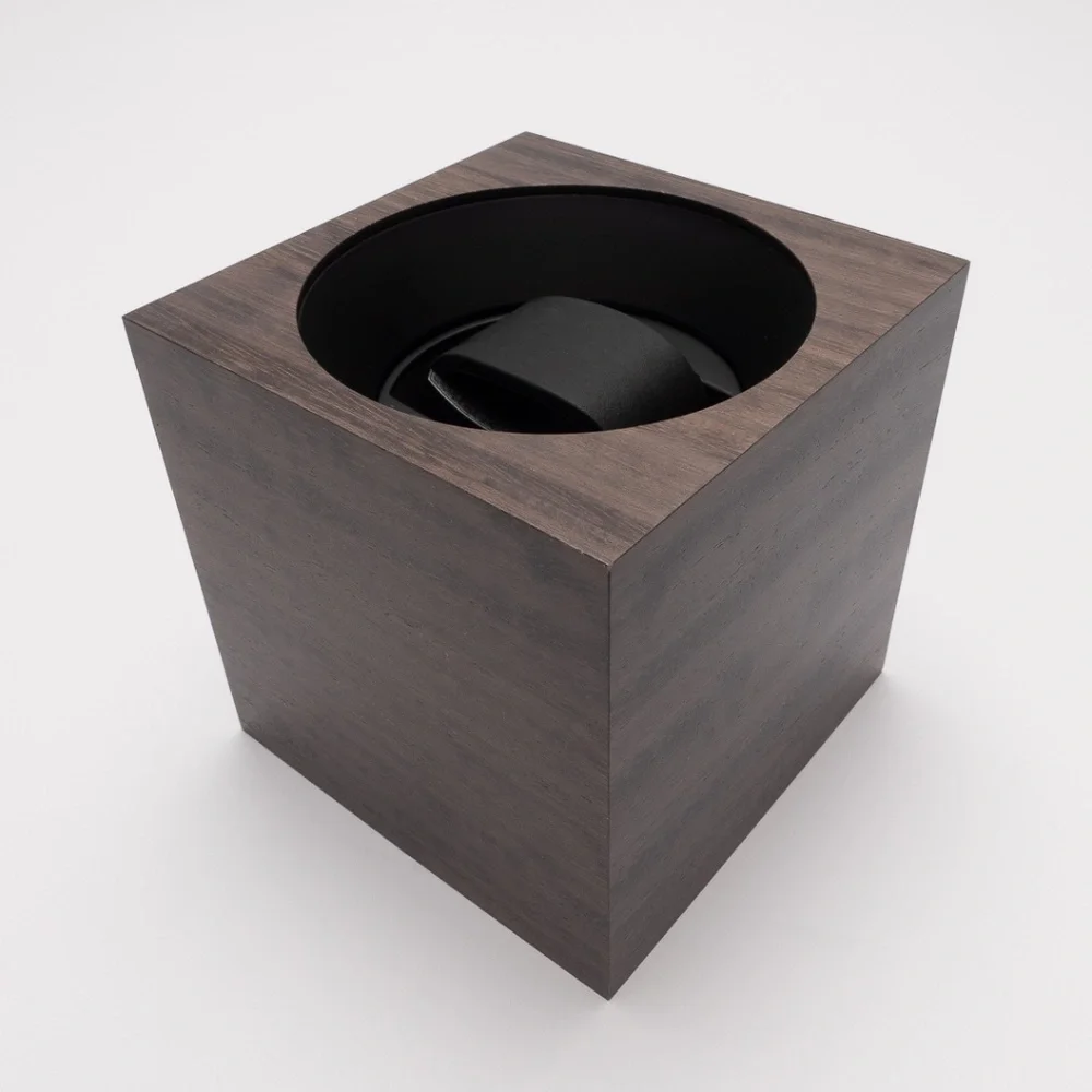 Linley Henley Watch Winder Walnut - Picture 5 of 7